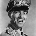 Retrato de Hans Gudegast, actor que dio vida a Von Klemme en Cien Rifles