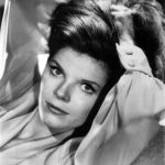 Samantha Eggar en un elegante retrato, actriz británica de gran trayectoria