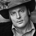 Stacy Keach con sombrero, actor estadounidense de cine y televisión